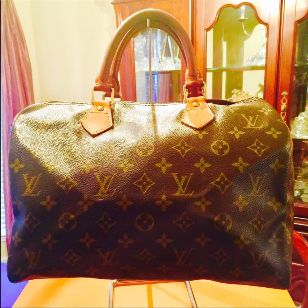 🔥FINAL SALE🔥💯AUTHENTIC Preloved LV Speedy 35🔥